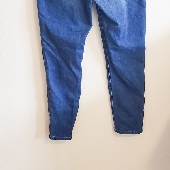 Boden Patch Knee Ankle Zip Skinny Jeans - Picture 3 of 8